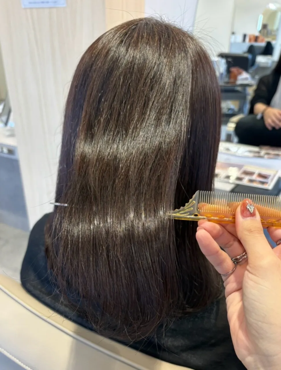 自然なまとまりとツヤのある髪へ